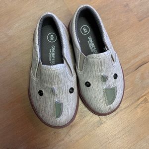 Toddler boy Oshkosh shoes